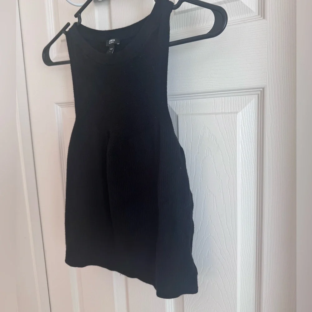 EXPRESS Black Ribbed Sleeveless Tank Top - Picture 3 of 4